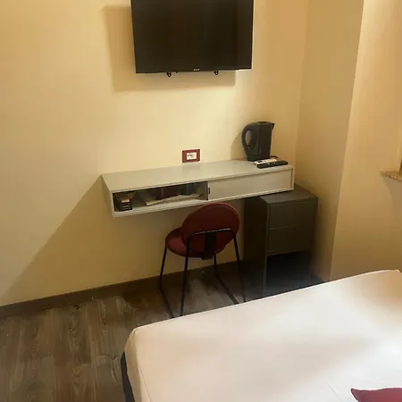 Bed & Breakfast Roomes - 3x4 San Giovanni Rome