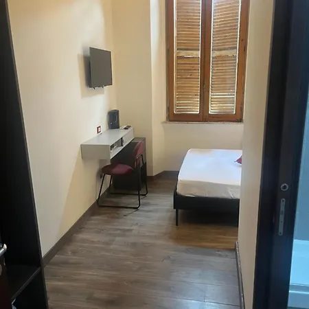 Roomes - 3x4 San Giovanni Rome